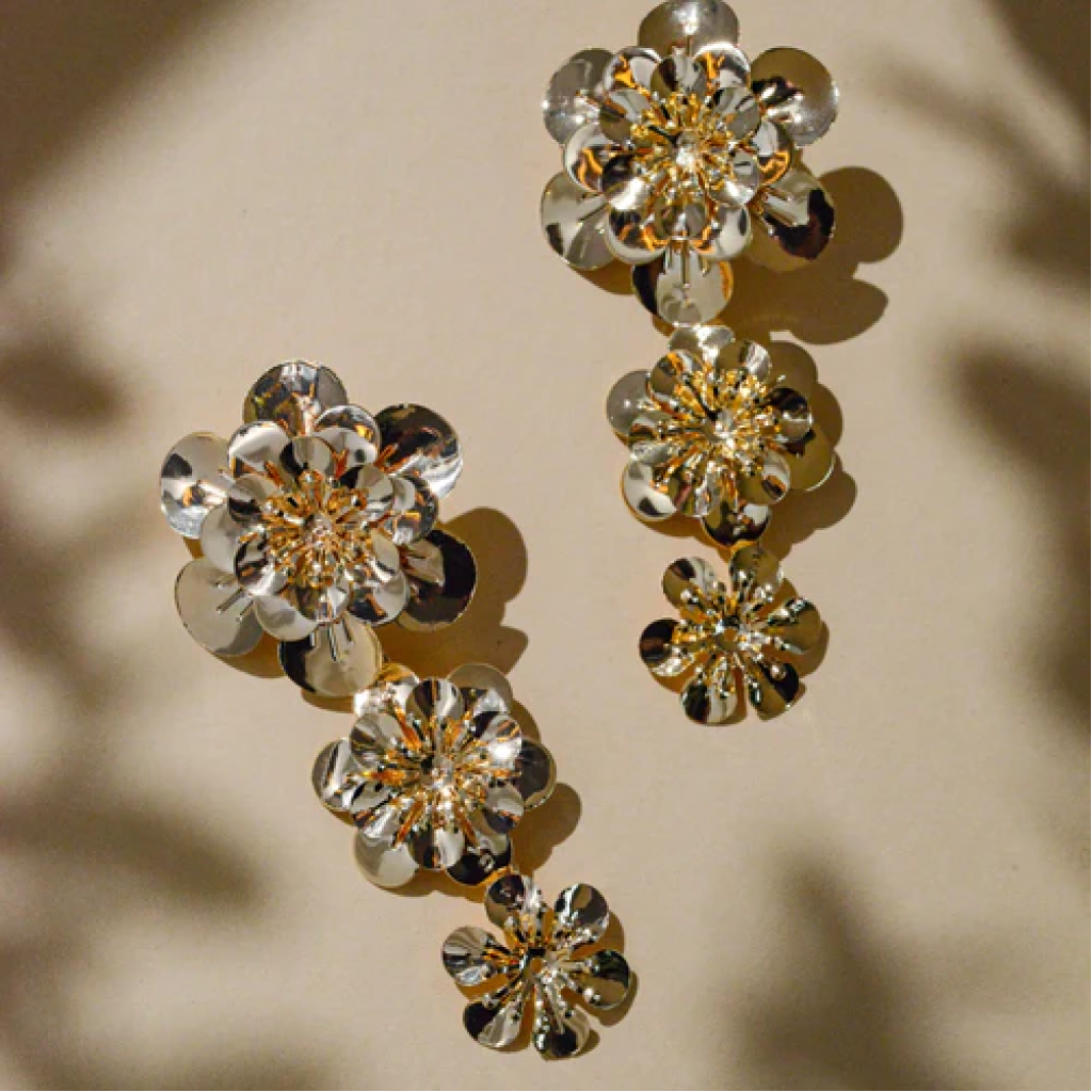 Andrea Flower Earrings - Gold